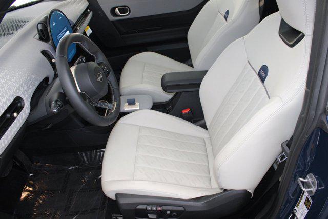used 2025 MINI Hardtop car, priced at $29,596