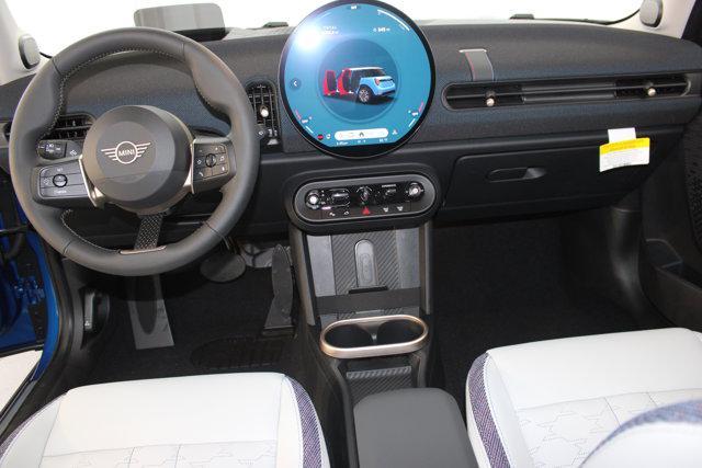 new 2025 MINI Hardtop car, priced at $34,925