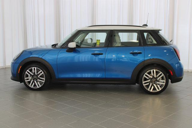 new 2025 MINI Hardtop car, priced at $34,925