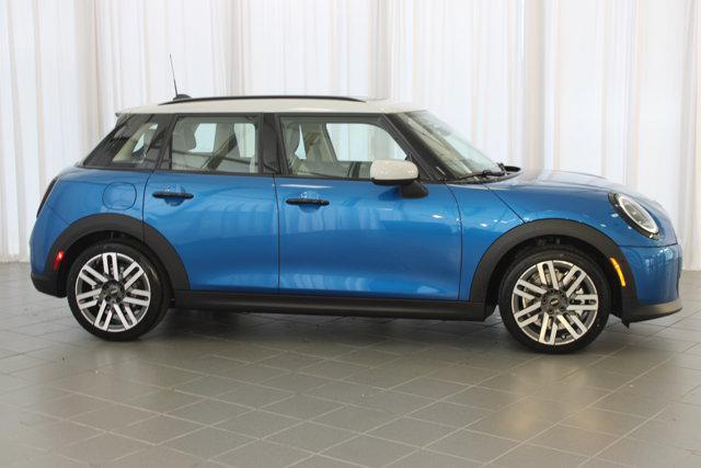 new 2025 MINI Hardtop car, priced at $34,925