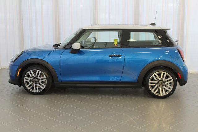 new 2025 MINI Hardtop car, priced at $32,645