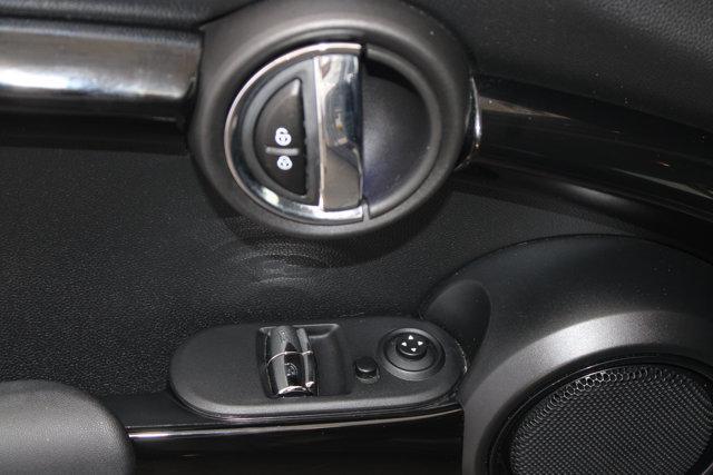 used 2021 MINI Hardtop car, priced at $21,999
