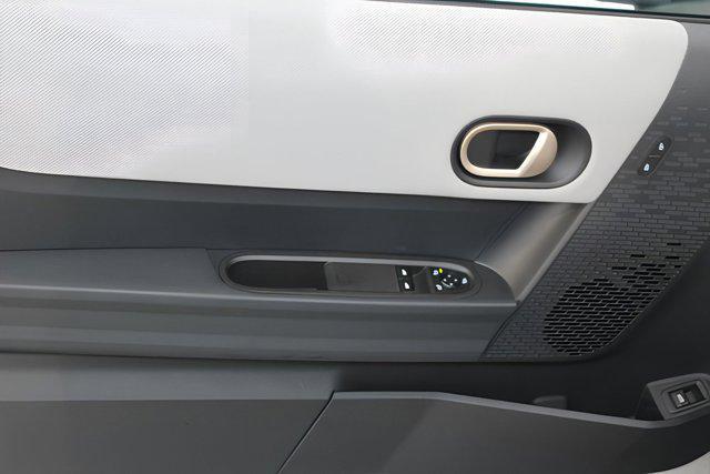 new 2025 MINI Hardtop car, priced at $34,081