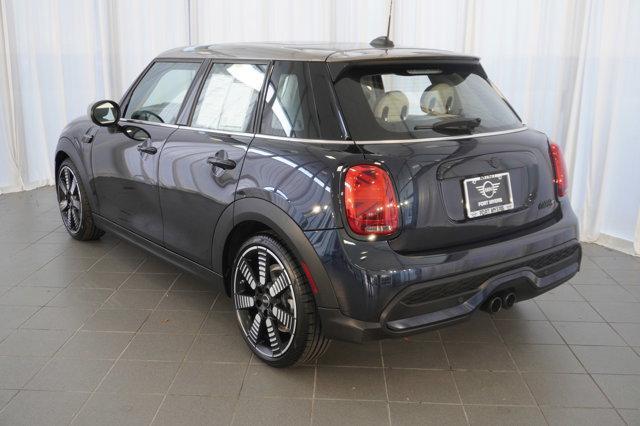 used 2022 MINI Hardtop car, priced at $26,998