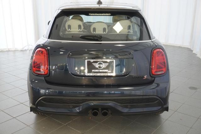 used 2022 MINI Hardtop car, priced at $26,998