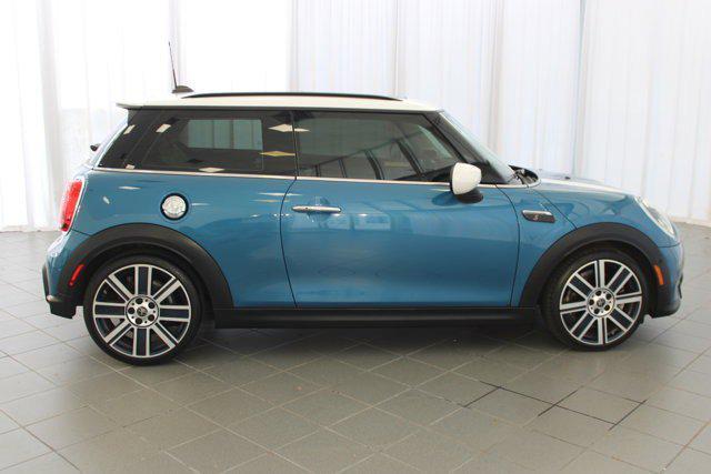 used 2023 MINI Hardtop car, priced at $26,499