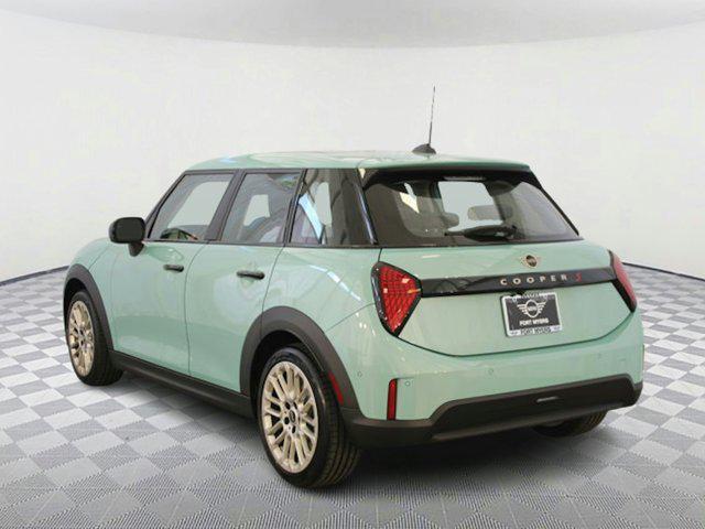 new 2025 MINI Hardtop car, priced at $38,475