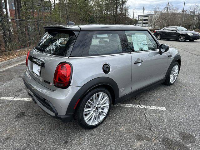 used 2024 MINI Hardtop car, priced at $29,299