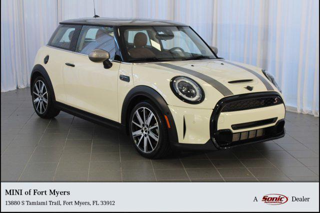 used 2023 MINI Hardtop car, priced at $28,998