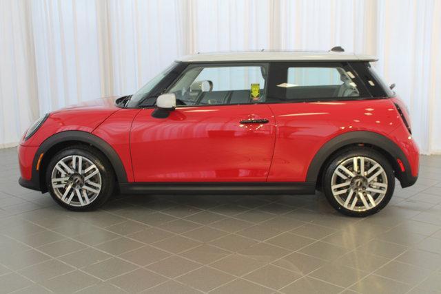 new 2025 MINI Hardtop car, priced at $32,345