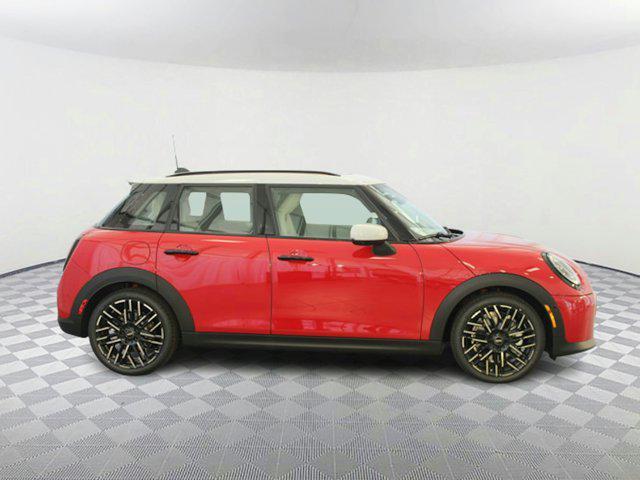 new 2025 MINI Hardtop car, priced at $39,725