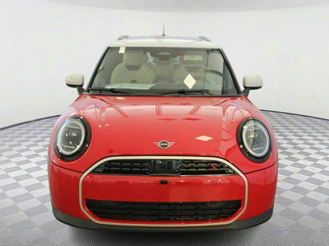 new 2025 MINI Hardtop car, priced at $39,725