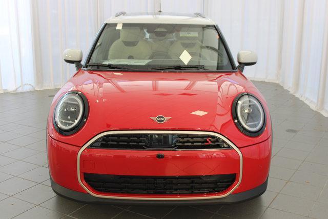 new 2025 MINI Hardtop car, priced at $39,725