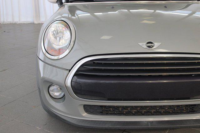 used 2018 MINI Hardtop car, priced at $7,596