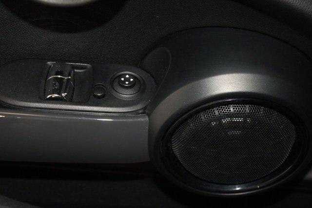 used 2018 MINI Hardtop car, priced at $7,596