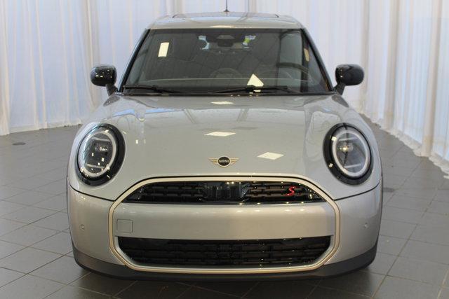 new 2025 MINI Hardtop car, priced at $36,595