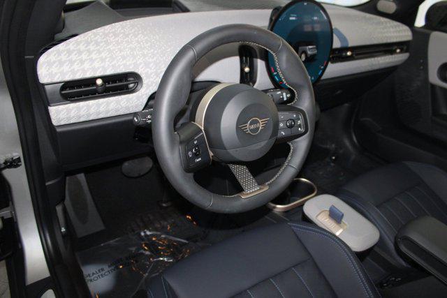 used 2025 MINI Hardtop car, priced at $28,999
