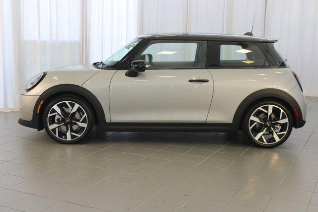 used 2025 MINI Hardtop car, priced at $28,999