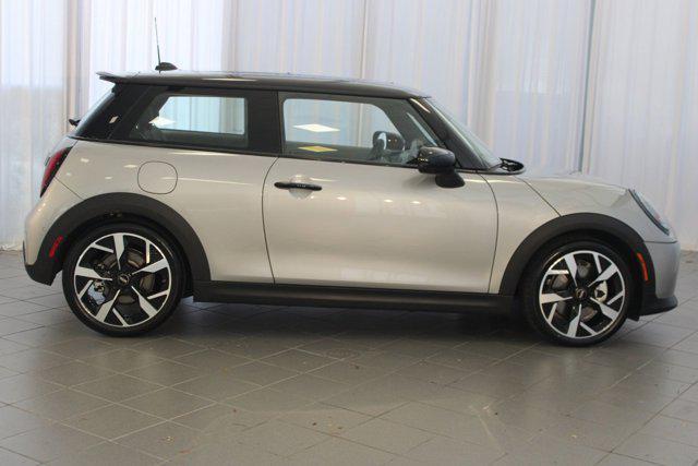 used 2025 MINI Hardtop car, priced at $28,999