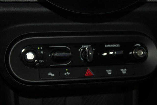 used 2025 MINI Hardtop car, priced at $28,999