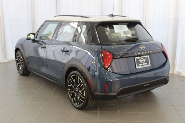 new 2025 MINI Hardtop car, priced at $39,545