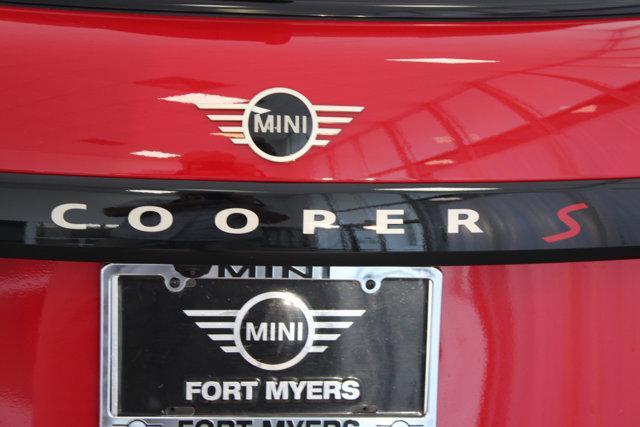 new 2025 MINI Hardtop car, priced at $39,475