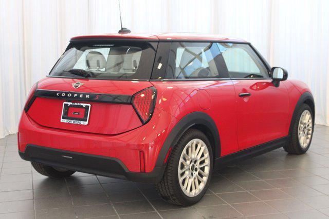 used 2025 MINI Hardtop car, priced at $29,996