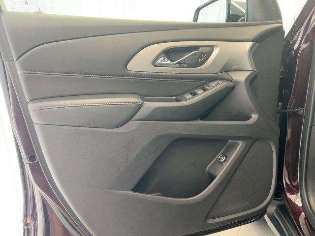 used 2018 Chevrolet Traverse car, priced at $17,999