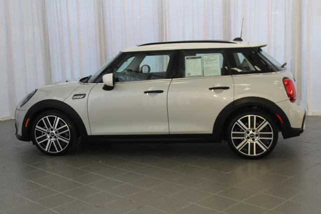 used 2022 MINI Hardtop car, priced at $27,998