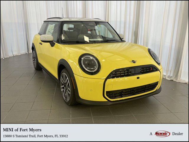 used 2025 MINI Hardtop car, priced at $32,499