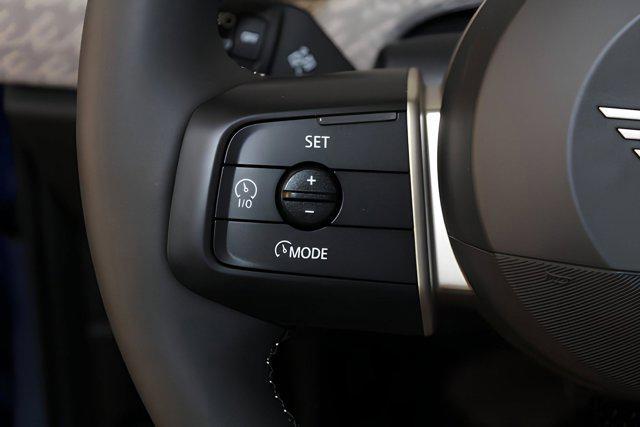 new 2025 MINI Hardtop car, priced at $34,301