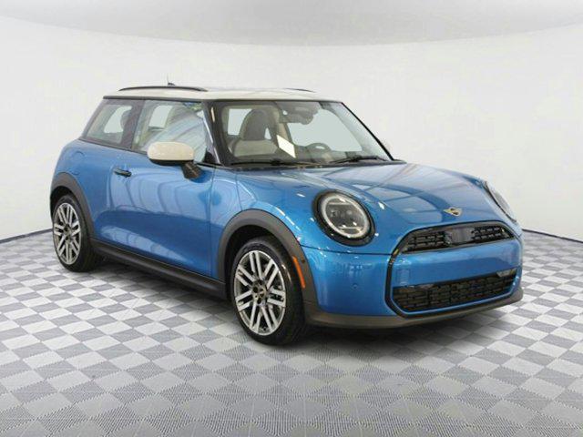 new 2025 MINI Hardtop car, priced at $33,925