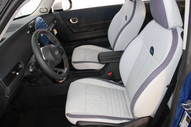 new 2025 MINI Hardtop car, priced at $33,925