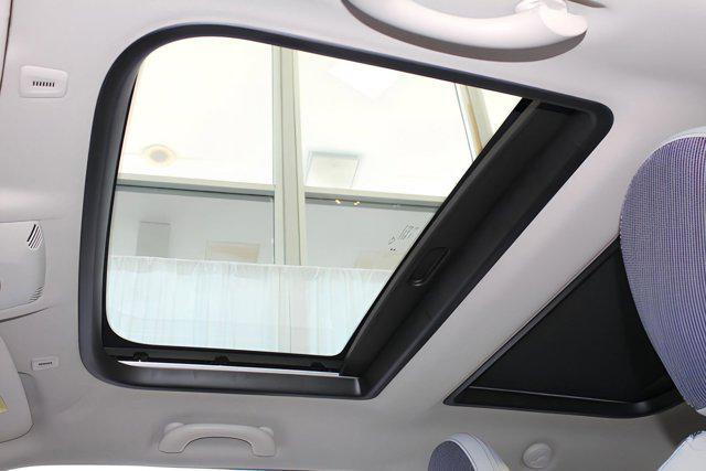 new 2025 MINI Hardtop car, priced at $33,925