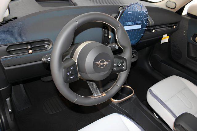 new 2025 MINI Hardtop car, priced at $33,925