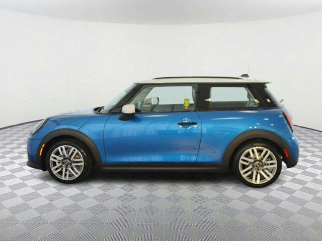 new 2025 MINI Hardtop car, priced at $33,925