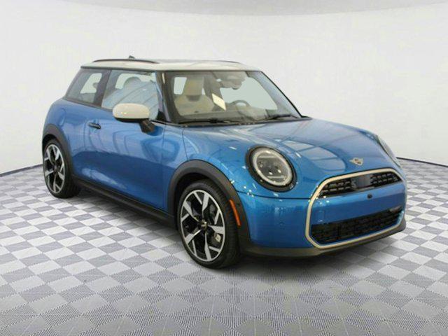 new 2025 MINI Hardtop car, priced at $32,395