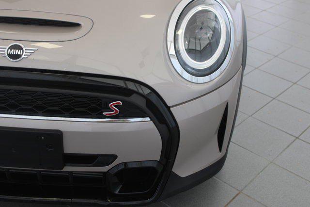 used 2023 MINI Hardtop car, priced at $24,997