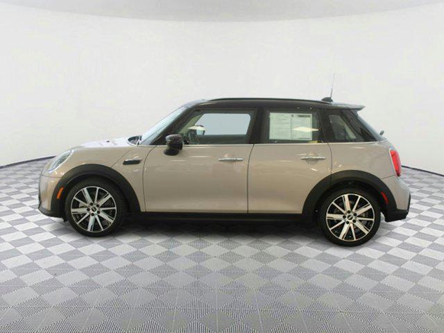 used 2023 MINI Hardtop car, priced at $24,997
