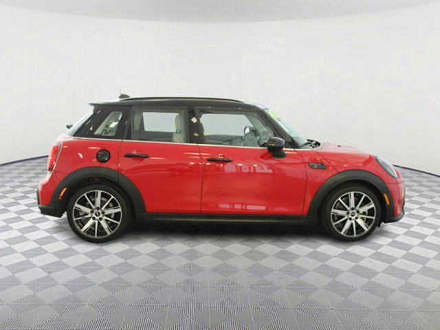used 2024 MINI Hardtop car, priced at $30,996