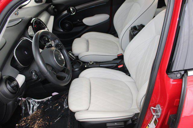 used 2024 MINI Hardtop car, priced at $30,996