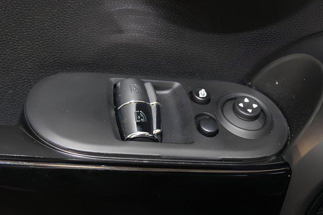 used 2023 MINI Hardtop car, priced at $28,498