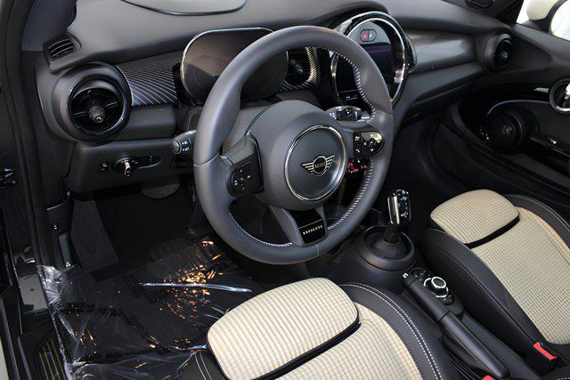 used 2023 MINI Hardtop car, priced at $28,498