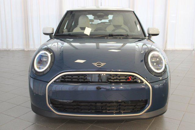 used 2025 MINI Hardtop car, priced at $29,999