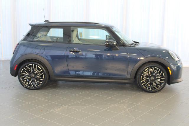 new 2025 MINI Hardtop car, priced at $38,545