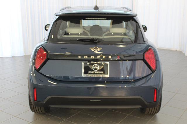 new 2025 MINI Hardtop car, priced at $38,545