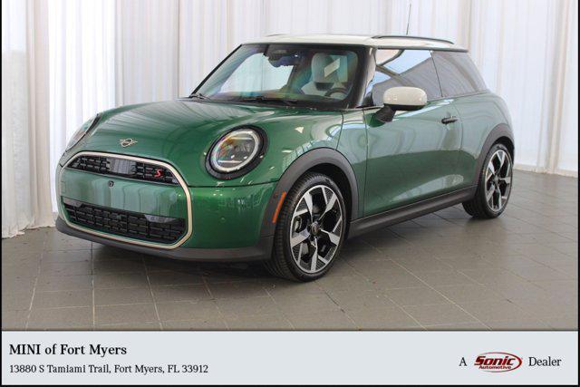 used 2025 MINI Hardtop car, priced at $33,498