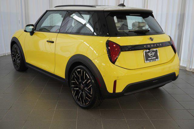 new 2025 MINI Hardtop car, priced at $38,545