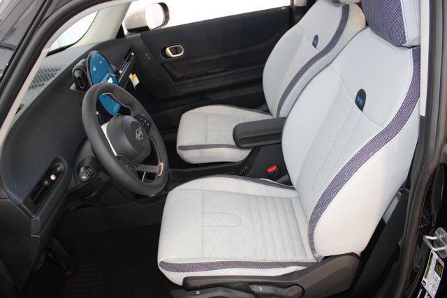 new 2025 MINI Hardtop car, priced at $32,525
