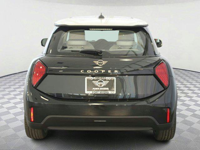 new 2025 MINI Hardtop car, priced at $32,525
